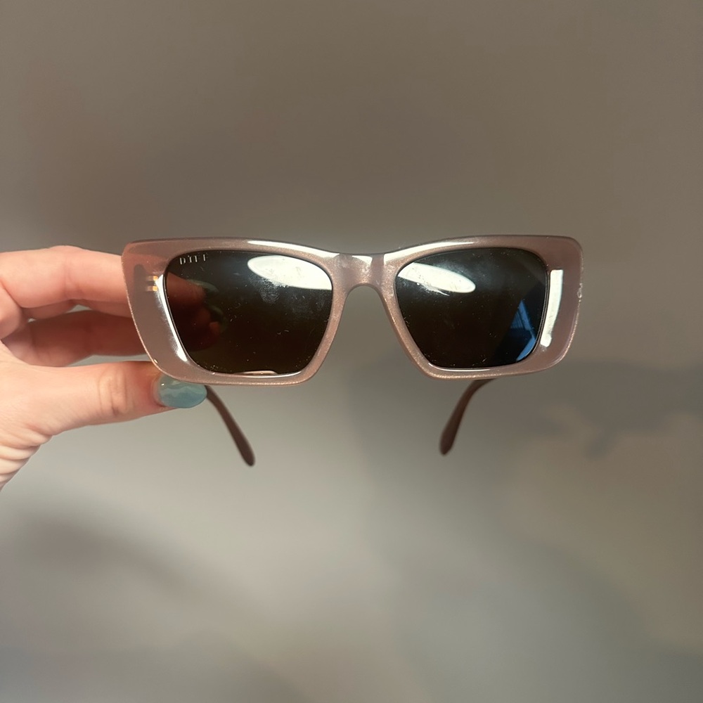 Diff eyewear sunglasses